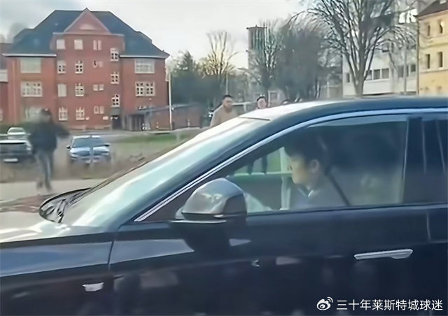 国乒双冠梦碎重庆冠军赛 人才断层危机凸显