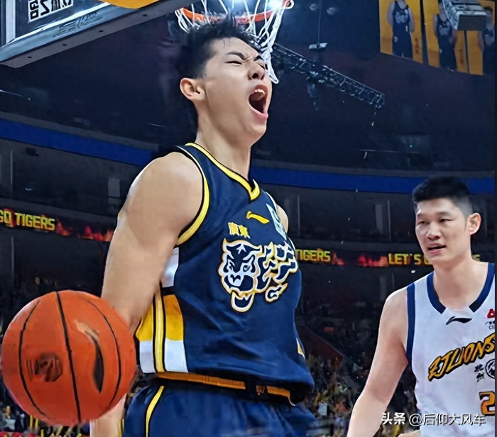 广东男篮大胜广厦杜润旺低迷引球迷不满